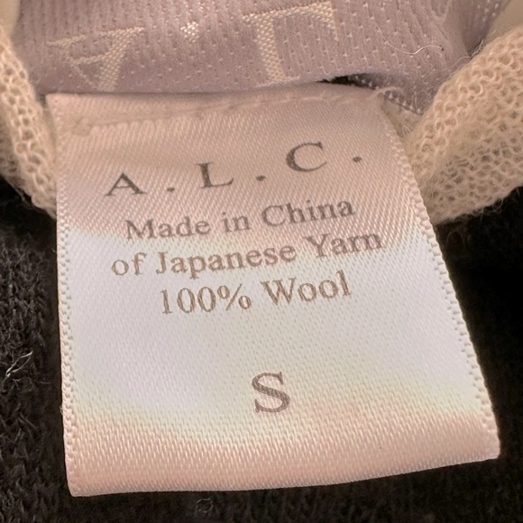A.L.C. Lightweight Wool Sweater Black Cream Color Block Layer Neutral Size Small - Picture 12 of 15